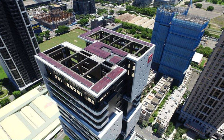新建高樓層大樓 平鋪式太陽能光電發電系統 | 奇岩建築空間整合